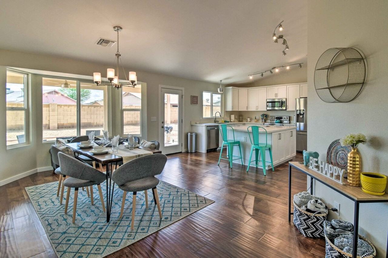 17649 N 42nd Ln #1385949P - Photo 2 of 30