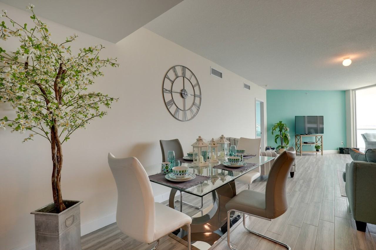 241 Riverside Dr #1385881P - Photo 6 of 34