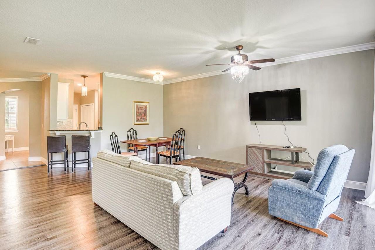 25 Riverview Bnd N #1386172P - Photo 4 of 31