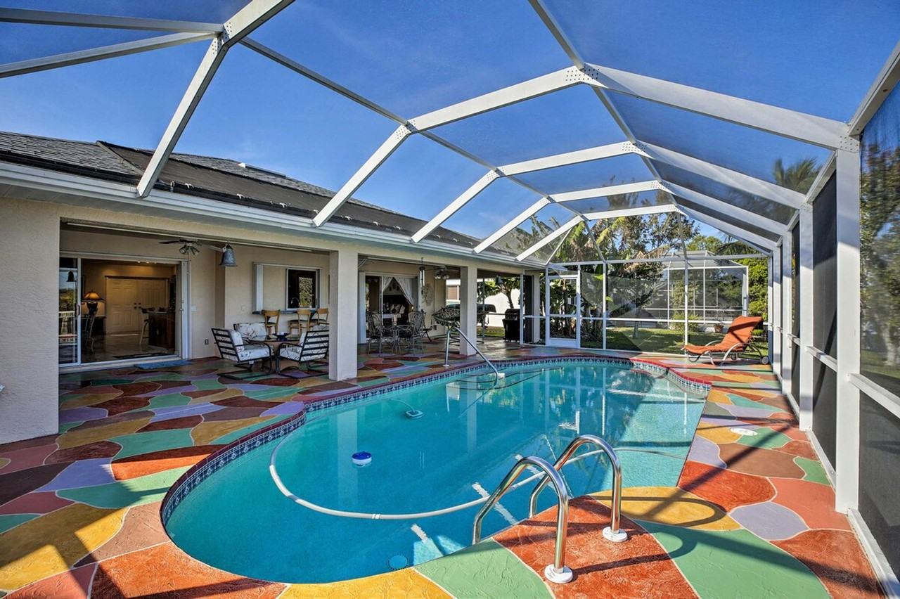 421 Se 4th Pl #1385807P - Photo 4 of 28