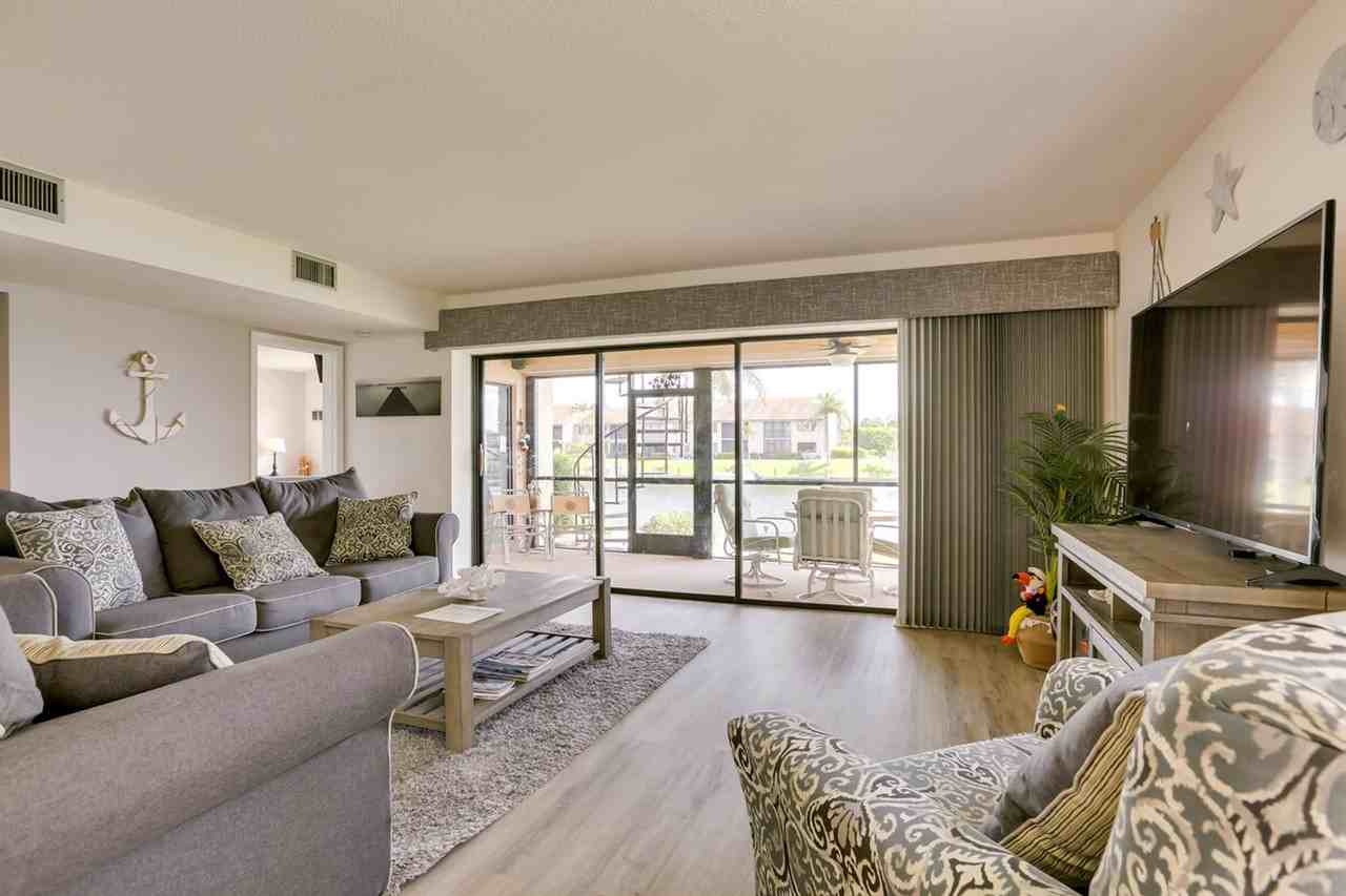 3722 Se 12th Ave #1385591P - Photo 2 of 34