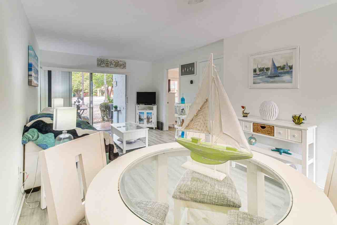 9860 Leeward Ave #1307094P - Photo 6 of 28