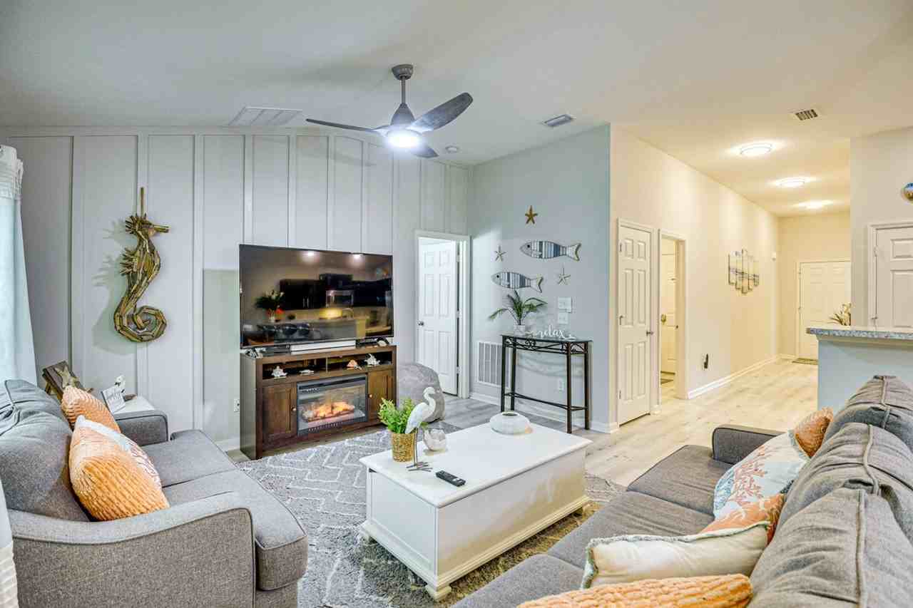 123 Pergola Pl #1386230P - Photo 2 of 25