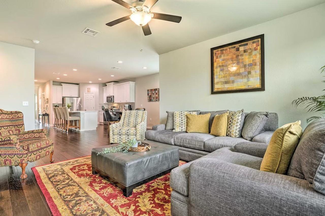 5603 Chestnut Xing #1385902P - Photo 4 of 36