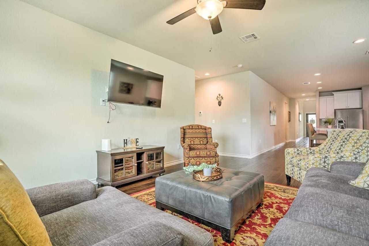 5603 Chestnut Xing #1385902P - Photo 5 of 36