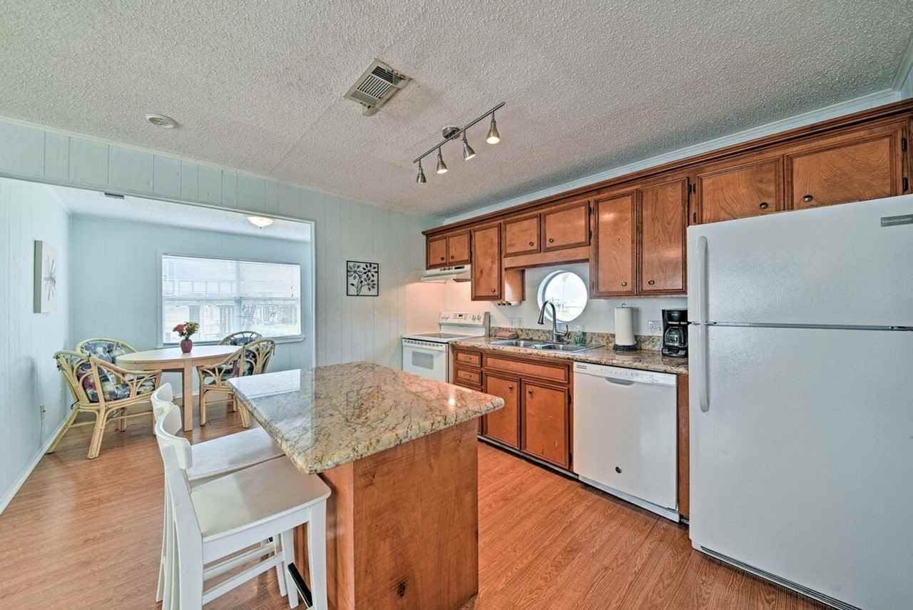 23115 Camino St #1385603P - Photo 7 of 27