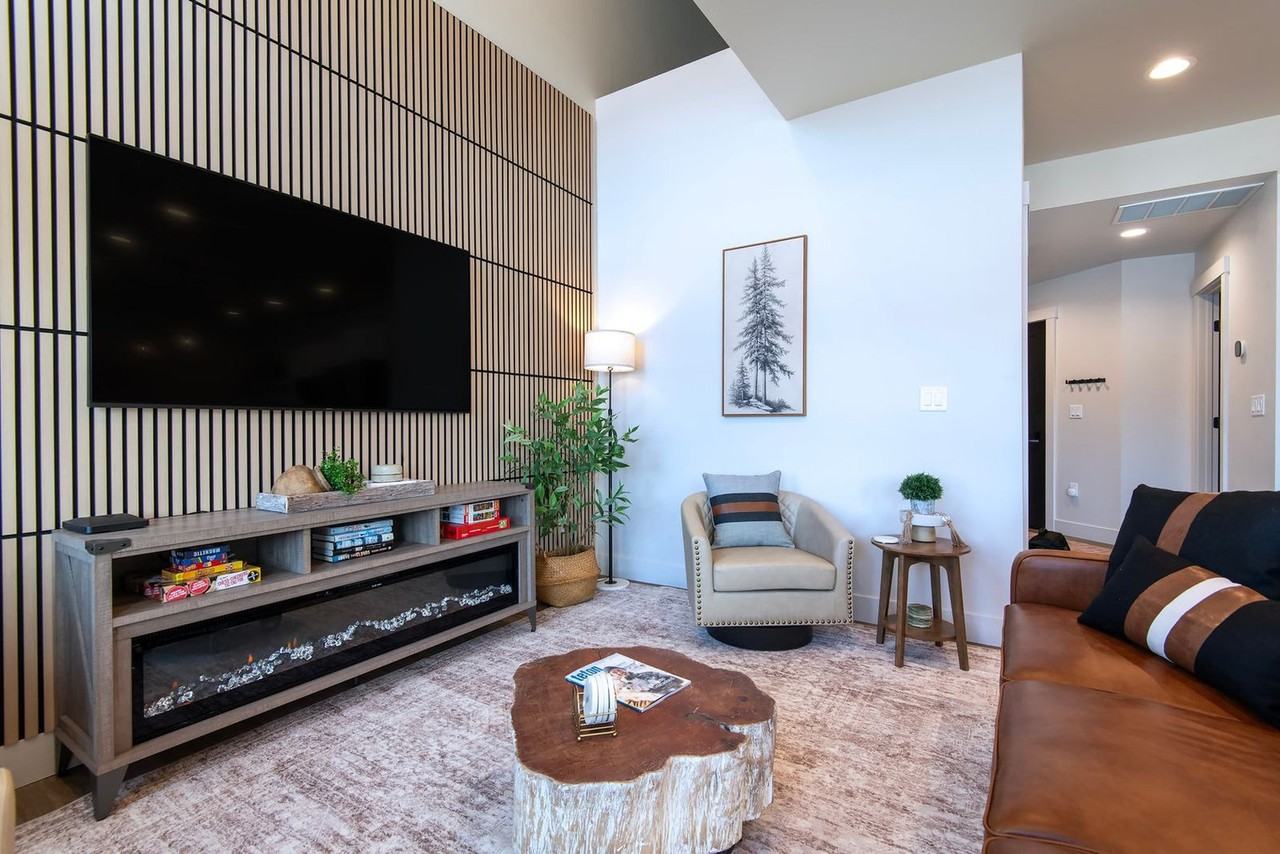 690 Stone Peak Loop #1466390P - Photo 5 of 50