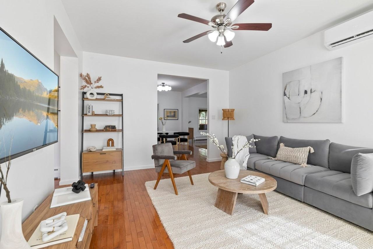 163 Silver Lake Rd #1466627P - Photo 7 of 50