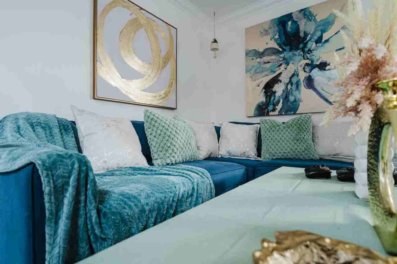 2304 E 14th St #1464994P - Photo 4 of 50