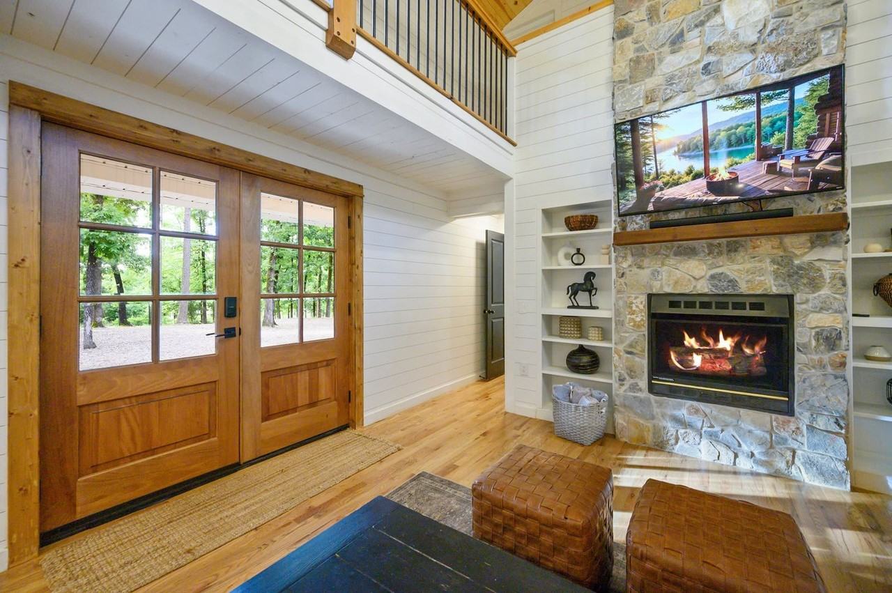 47 White Pine Rd #1466131P - Photo 3 of 49