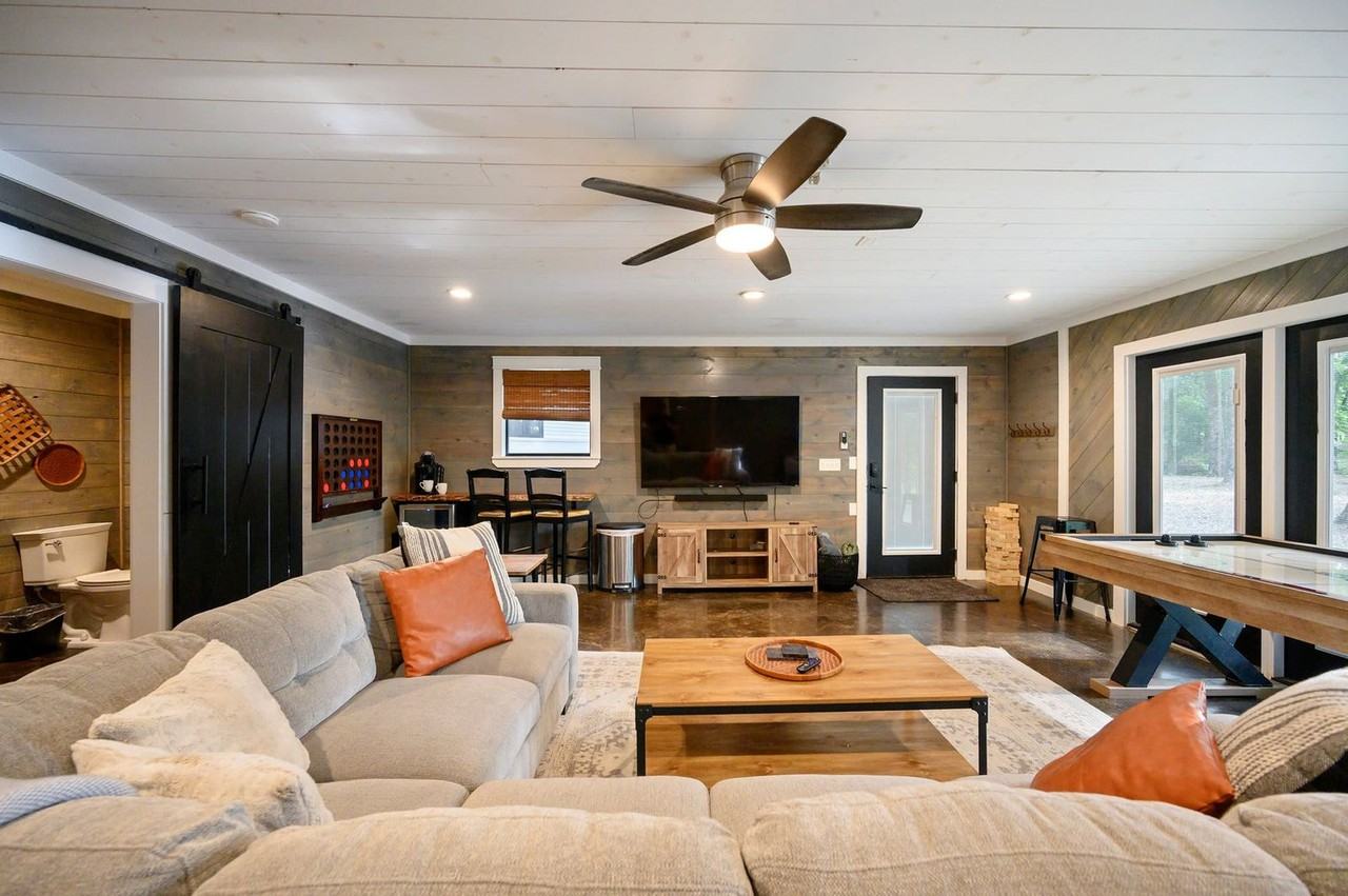 47 White Pine Rd #1466131P - Photo 6 of 49