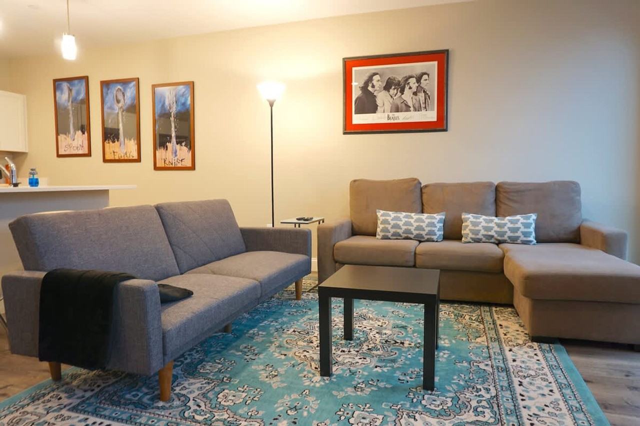 140 Pearl St #1470142P - Photo 3 of 50