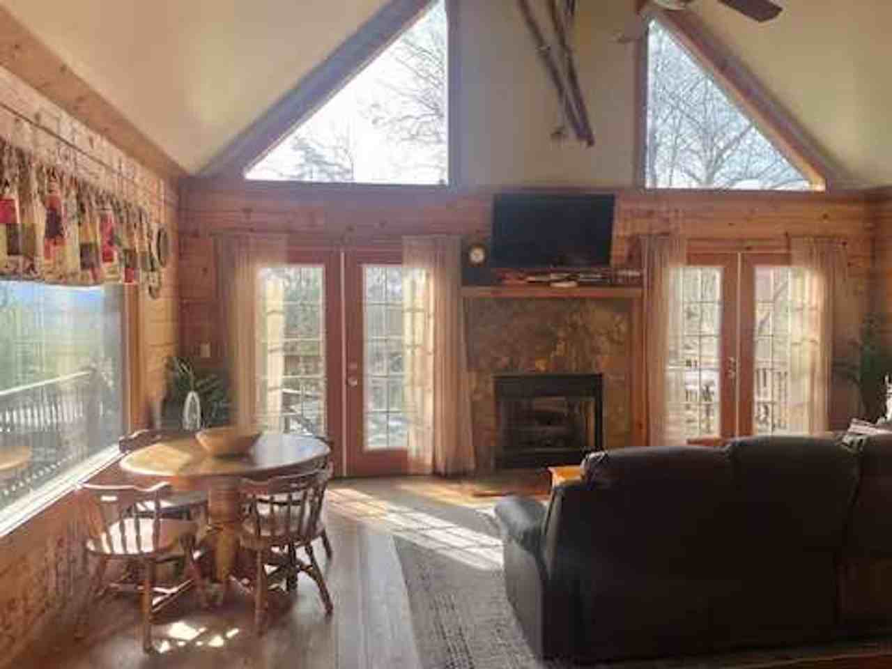 62 Bailey Ave #1464872P - Photo 2 of 43