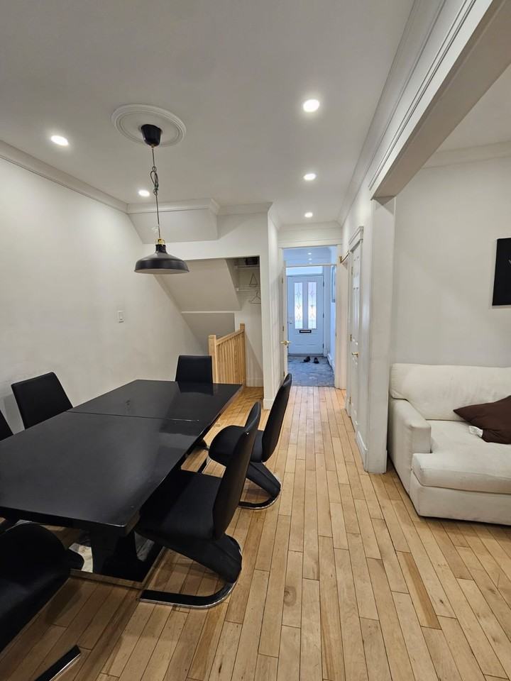 2037 Boulevard Saint-Joseph Est - Photo 2 of 19