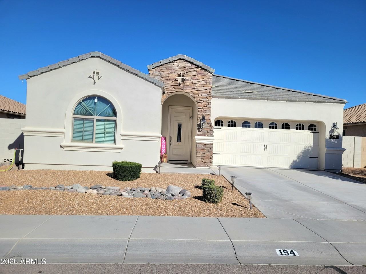 194 E Mead Dr - Photo 2 of 16