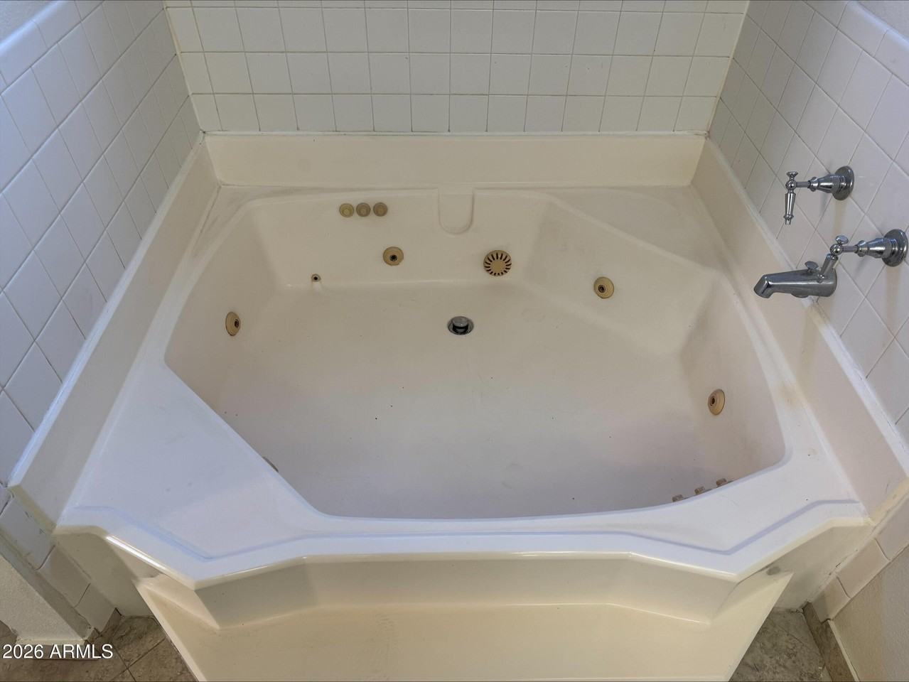 1206 W Citation Dr - Photo 3 of 14