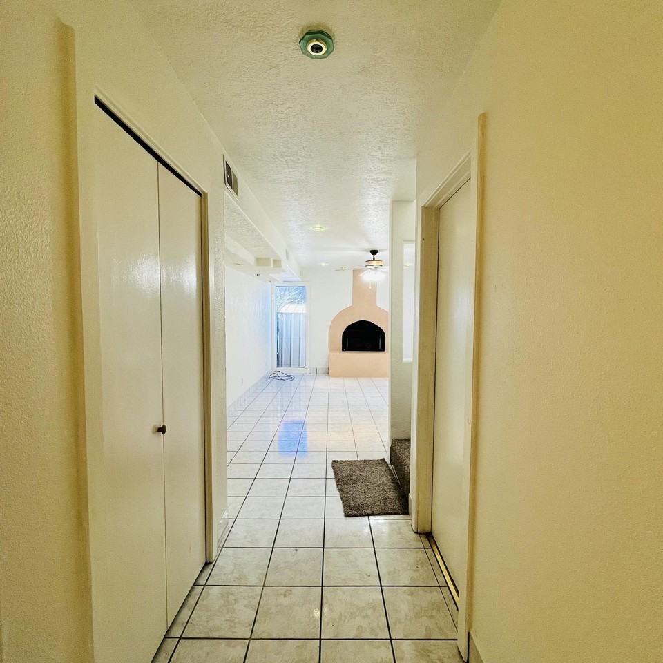 3009 Estrella Brillante St Nw - Photo 7 of 39