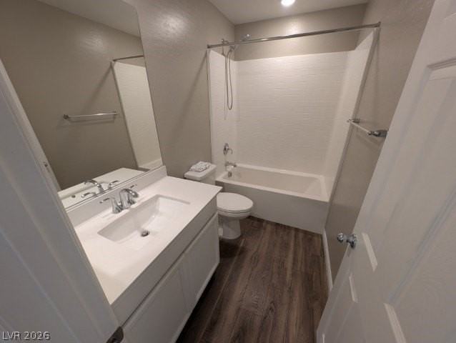 769 N Water St - Photo 5 of 36