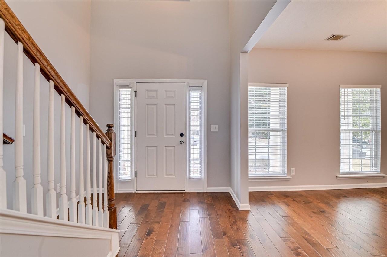 249 Crown Heights Way - Photo 5 of 44