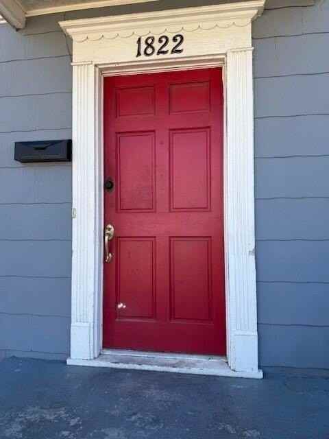 1822 Mcdowell St - Photo 3 of 19