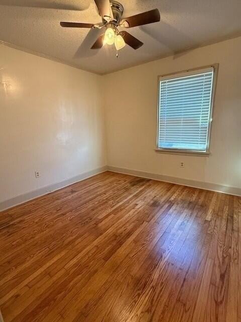 1822 Mcdowell St - Photo 5 of 19