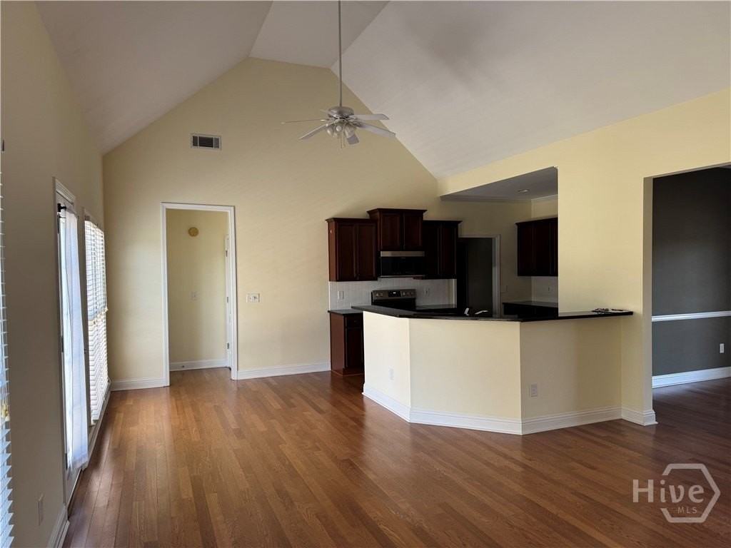 1040 Willowynd Pt - Photo 7 of 32