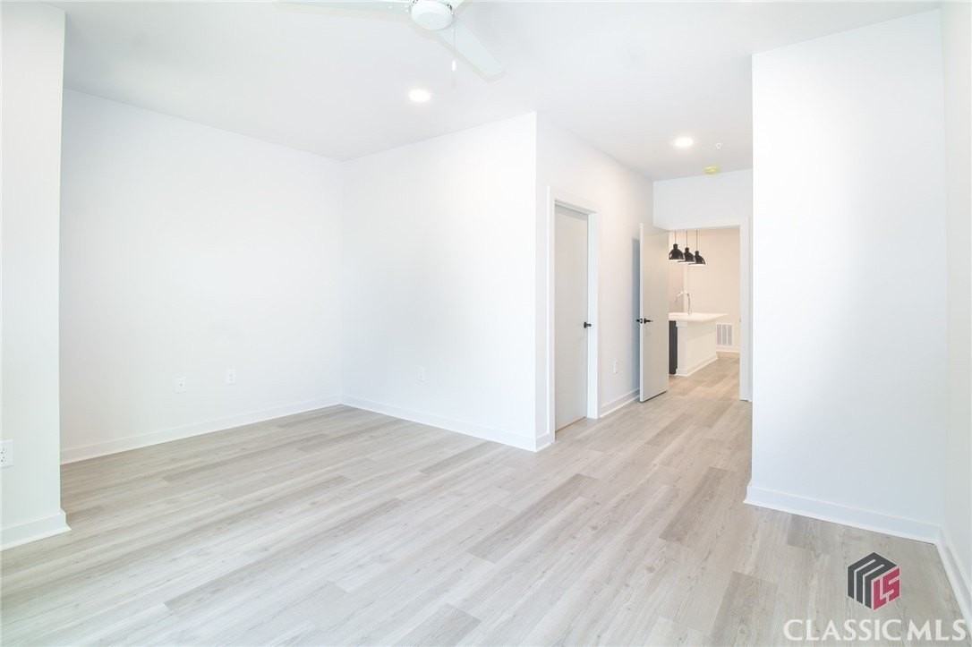 240 Martha Dr Unit 140 #140 - Photo 7 of 28