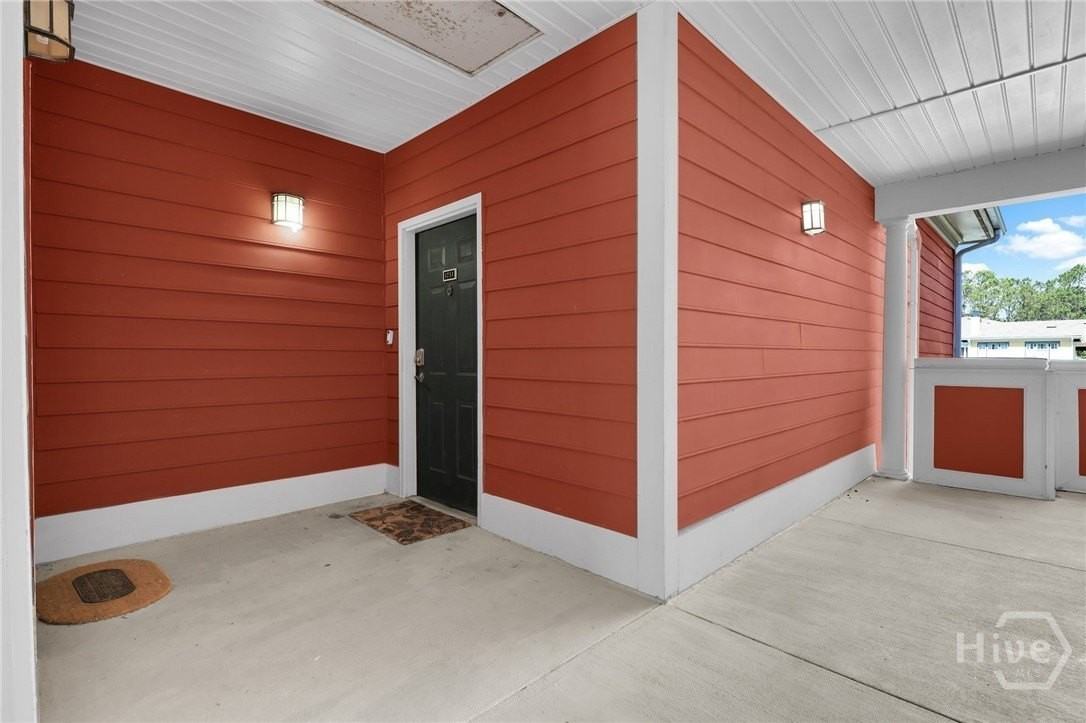 1733 Whitemarsh Way - Photo 3 of 36