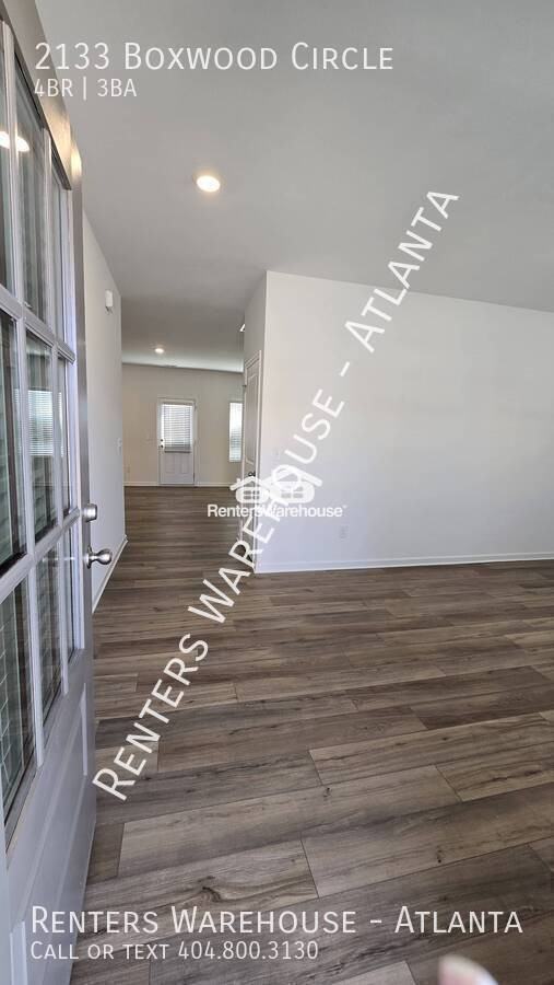 2133 Boxwood Cir - Photo 3 of 29