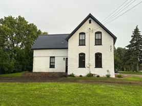 321 Harrison St W - Photo 1 of 1