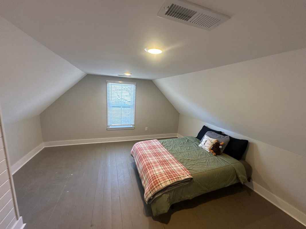 321 Harrison St W - Photo 7 of 22