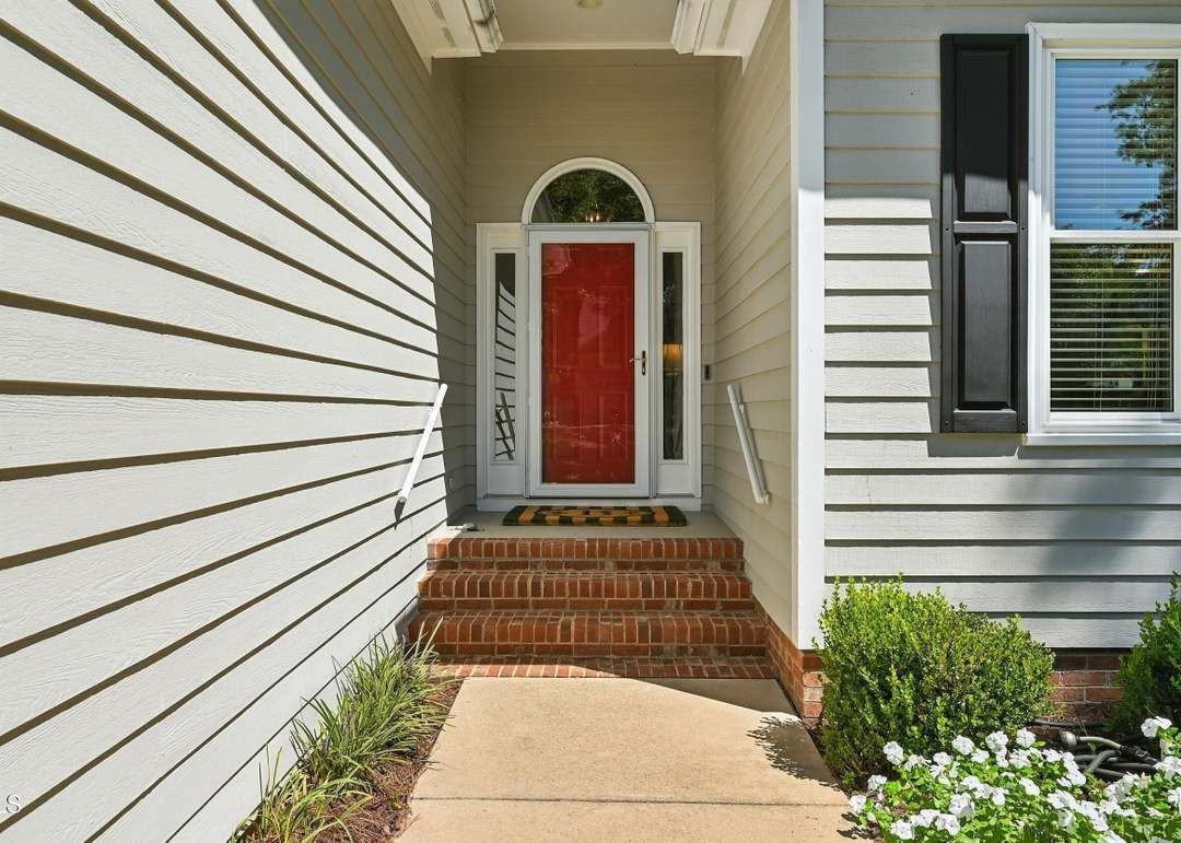 3901 Sunningdale Way - Photo 3 of 21