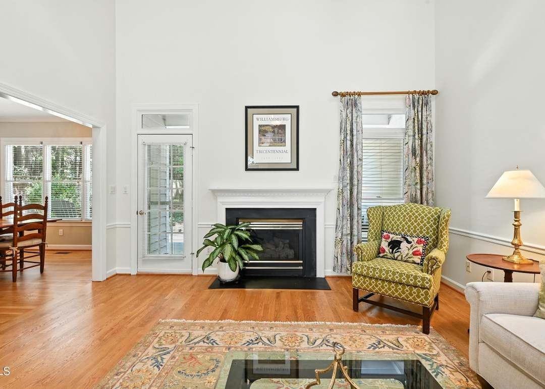 3901 Sunningdale Way - Photo 7 of 21