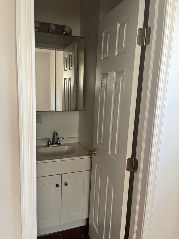 901 Diamond St - Photo 5 of 9