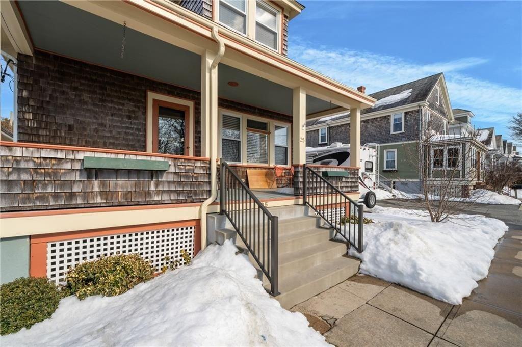 25 Peckham Ave - Photo 5 of 41