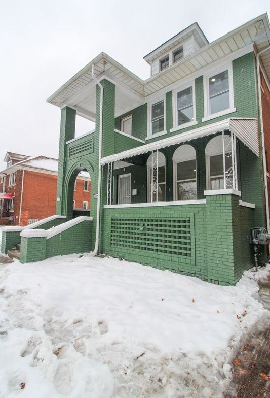 2979 W Grand St - Photo 2 of 11