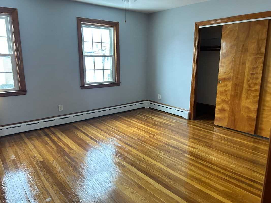 43 Depot St - Photo 5 of 11