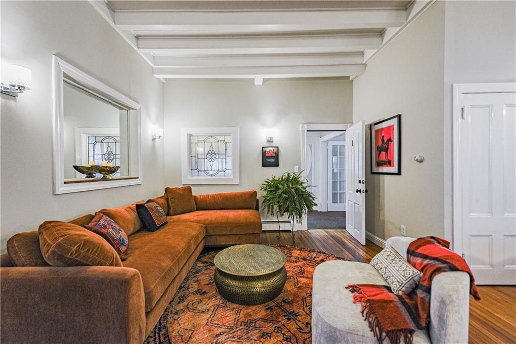 7 Mount Vernon St ##1 - Photo 4 of 24