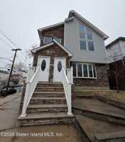 featured image of 47 Rockwell Ave ##2