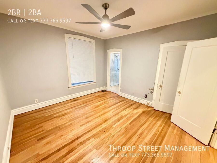 5228 S Ingleside Ave #1B - Photo 7 of 11