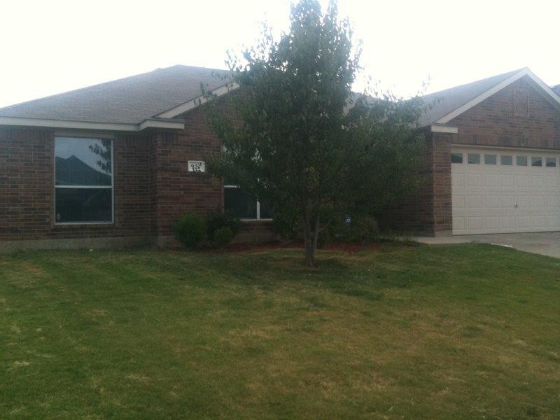 927 Remington Ranch Rd - Photo 2 of 15