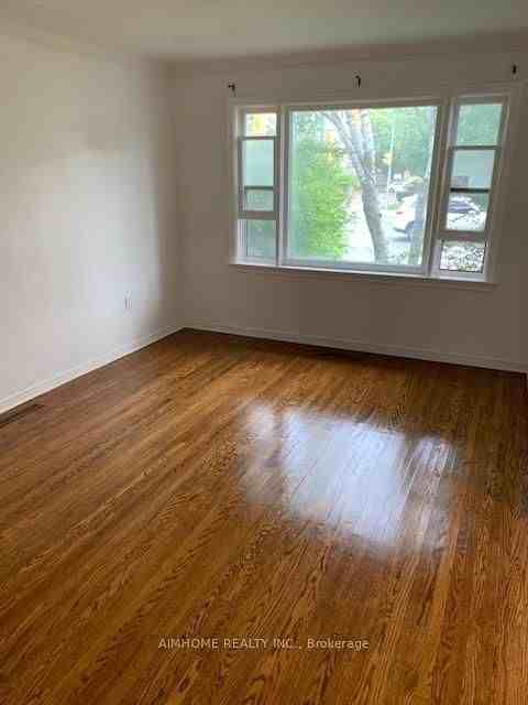 224 Finch Avenue East #Main - Photo 6 of 12