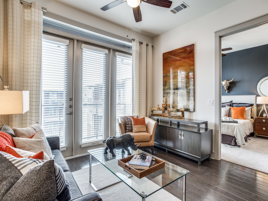 Teak at the Branch - Photo 5 of 20