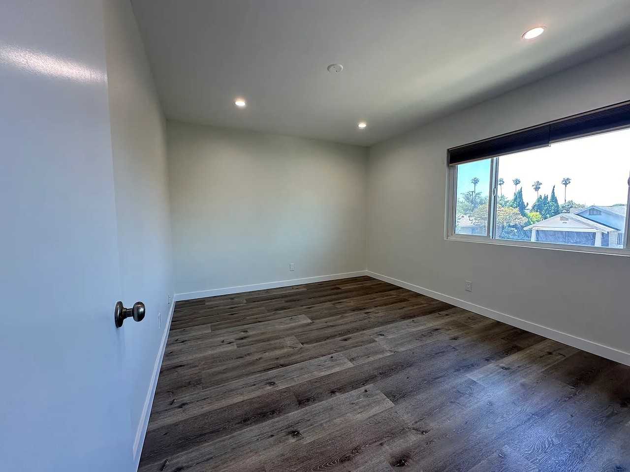 1754 Pine Avenue #6 - Photo 6 of 15