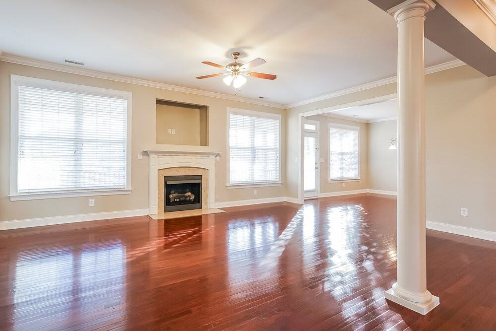 500 Boswell Ln - Photo 4 of 17