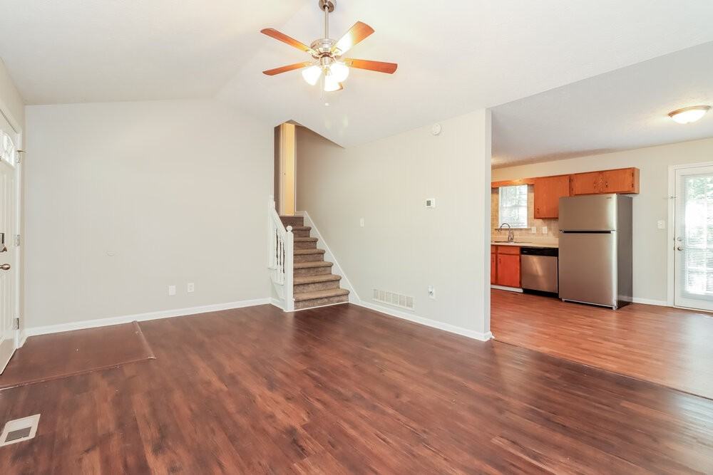 23 Elberta Ter - Photo 6 of 18