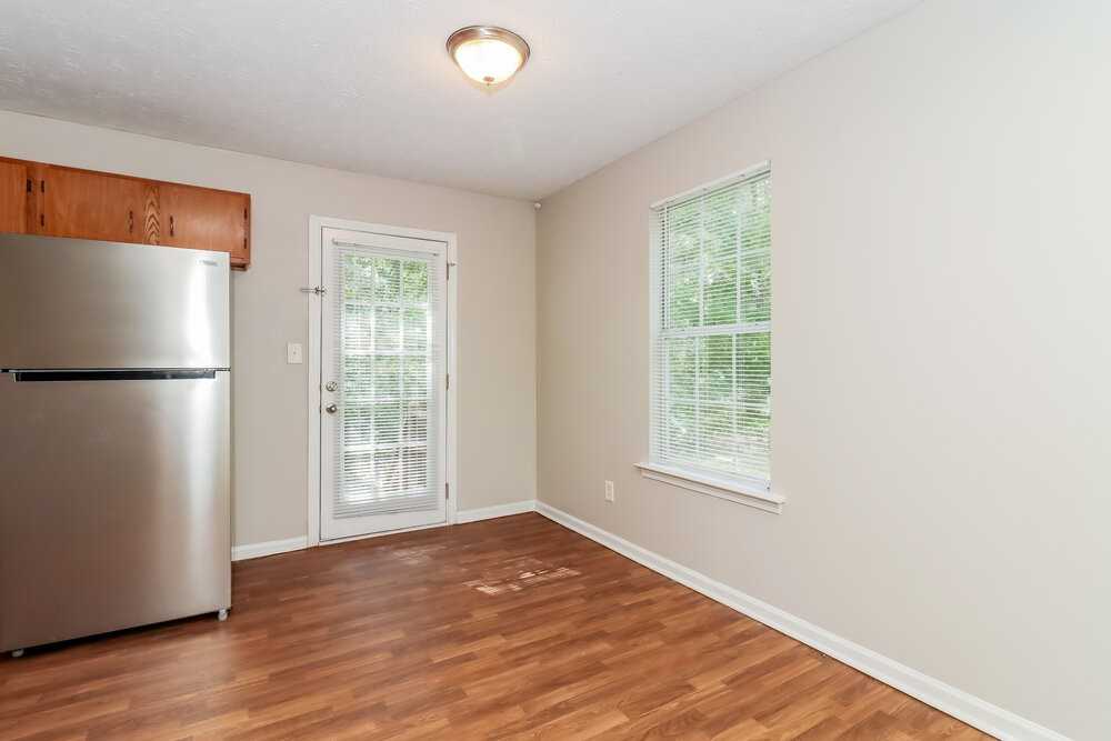 23 Elberta Ter - Photo 7 of 18