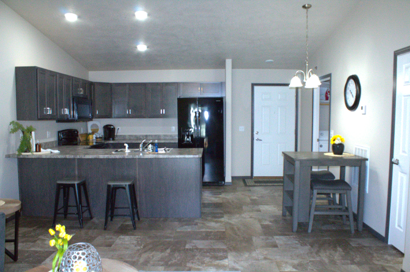 303 Tigerway Pl - Photo 4 of 14