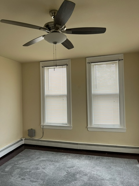 208 Summit Ave - Photo 6 of 12