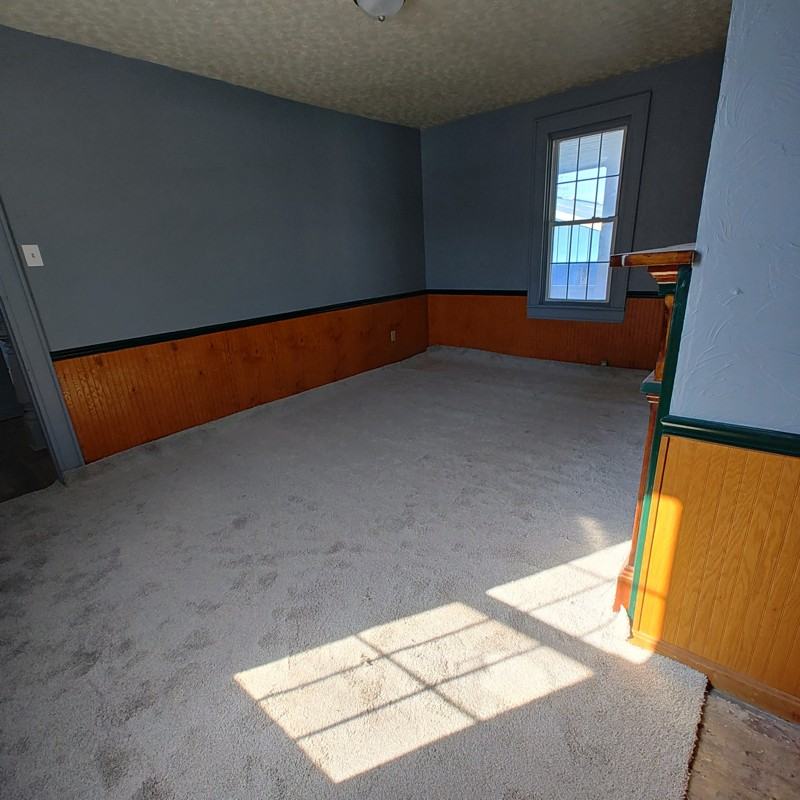 133 E Pennsylvania Ave - Photo 3 of 19